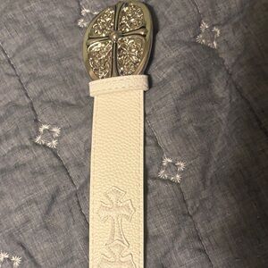 Elegant White Belt with Ornate Silver Buckle